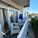 La Playa A 2 Minutos Y 14 Segundos A Pie Апартаменты *